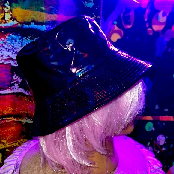 New Wet look Black Bucket Hat - Picture 3 of 9